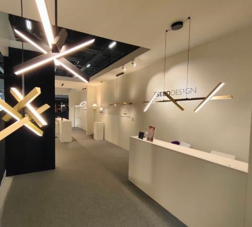 imm exhibition stand lights